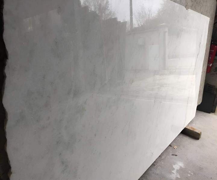 Plan de travail en marbre Coubert