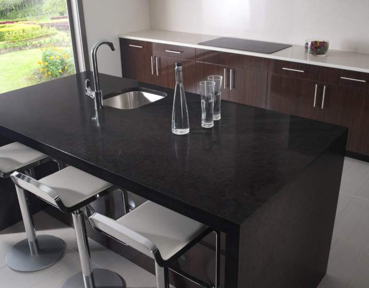 Fabricant de plans de travail en quartz à Coubert